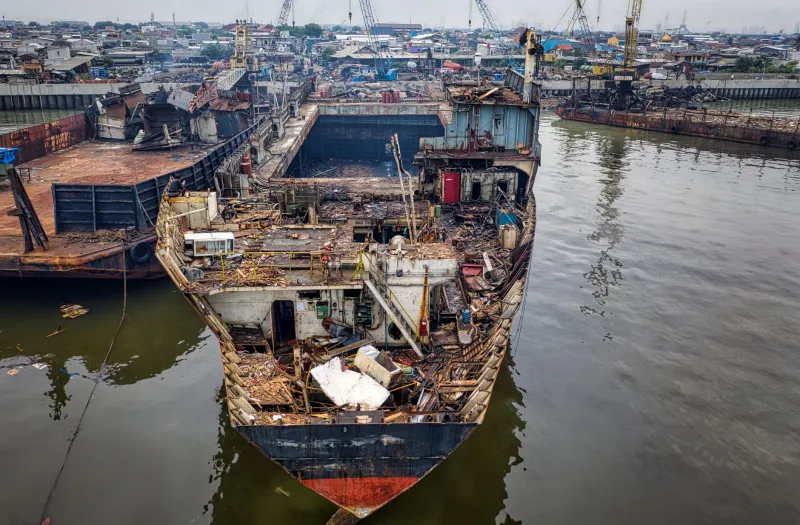 Rust Never Sleeps: The Hidden Container Degradation Crisis Draining Shipper Profits on Global Routes