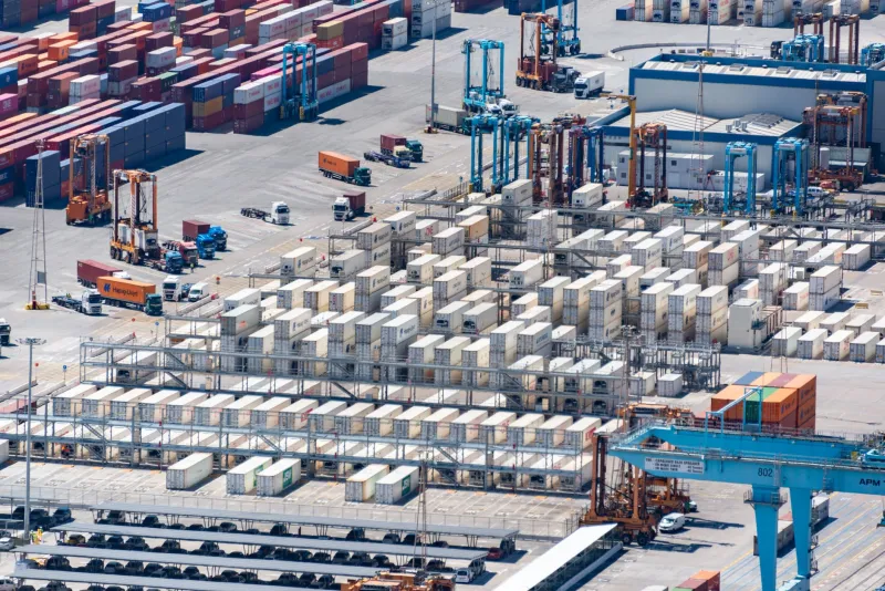Gridlock and Grime: How Port Congestion Is Amplifying the Cost of Substandard Container Preparation for US Importers